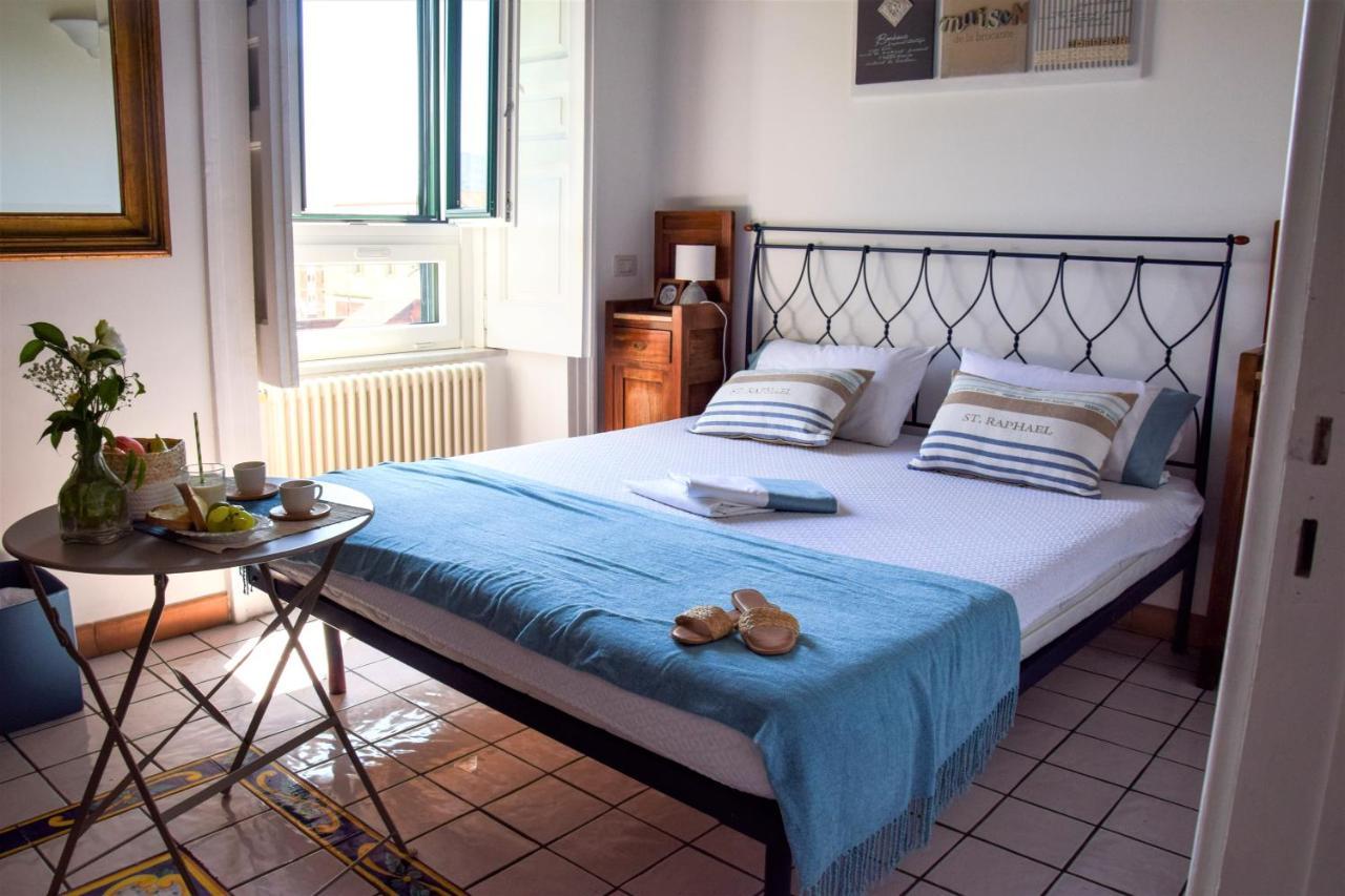 Acquablu Charme Suites - B&B Салерно Екстериор снимка